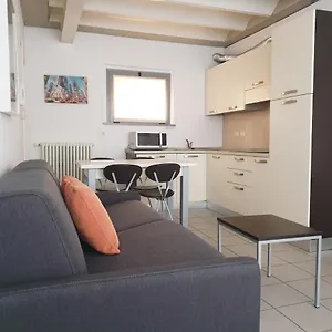 Casa Ideale , Lecco Włochy